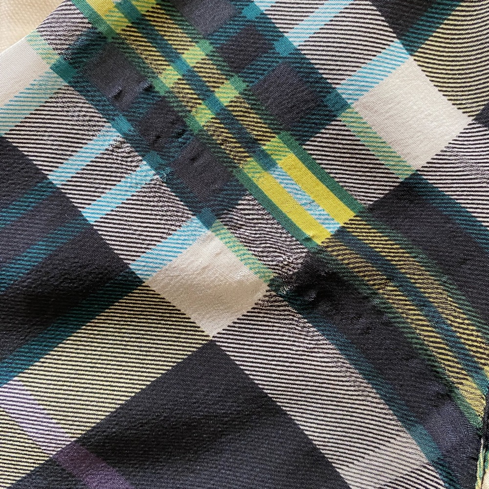 Equipment Checkered Plaid button down Silk shirt  top size XS - Picture 9 of 10